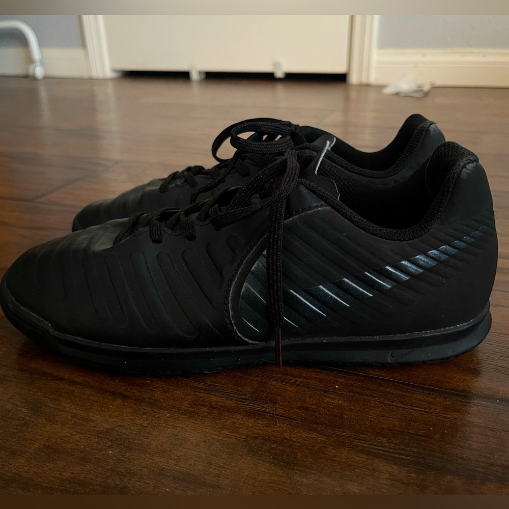 Nike Tiempo Indoor Soccer Shoes